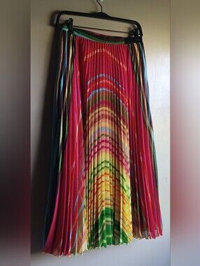 SOFT SURROUNDINGS pleated Vibrant Multi Colored Striped Patern PXS